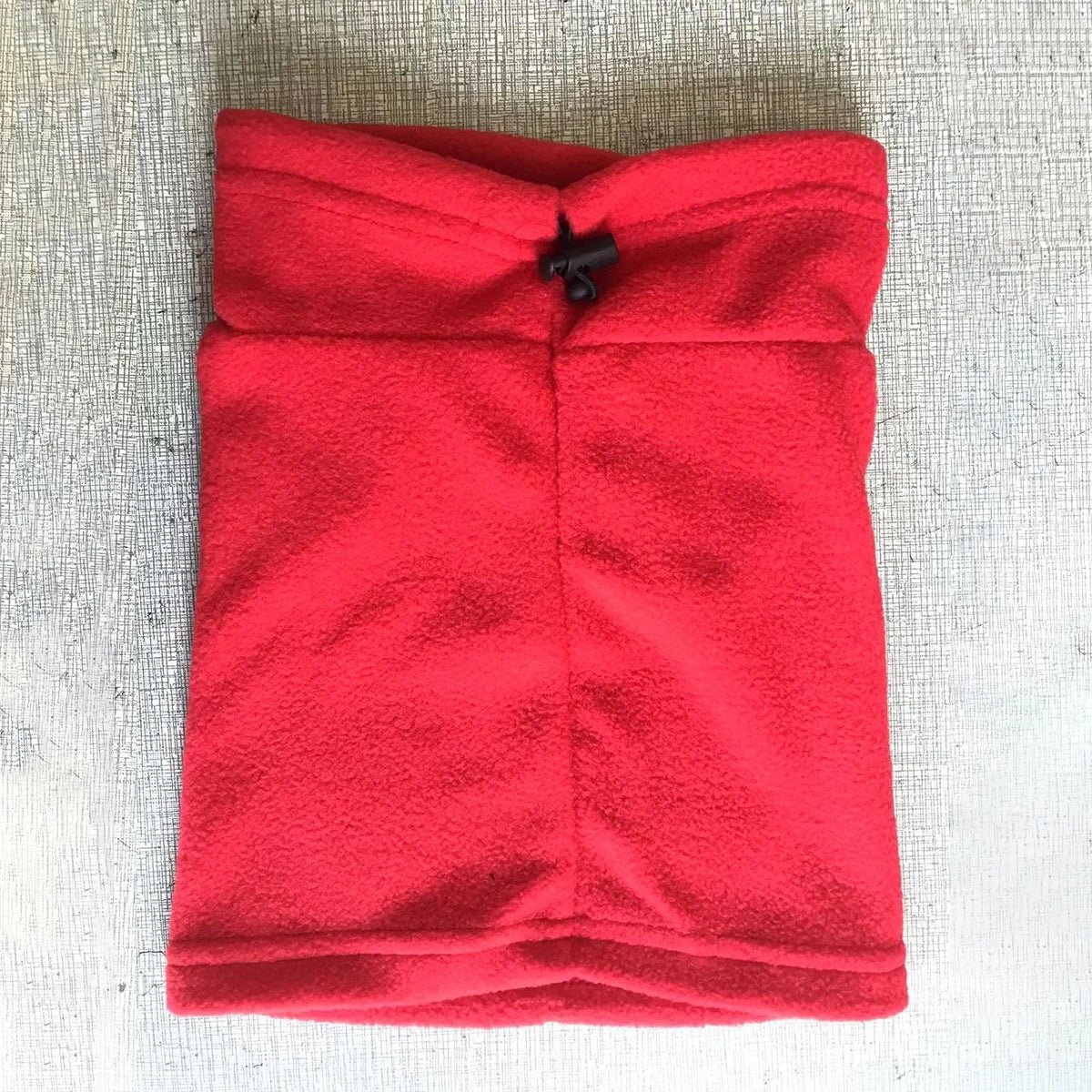 Add adorable warmth to your dog's winter look with the Cute Fleece Bat Hat for Bulldogs and Frenchies. This adjustable soft hat combines fun bat design with cozy fleece for stylish cold - weather protection. - Luxempirez