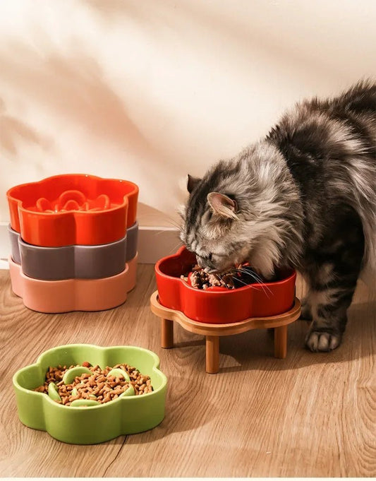 Colorful flower - shaped slow feeder bowls that turn every meal into a fun, healthy eating ritual for dogs and cats. - Luxempirez