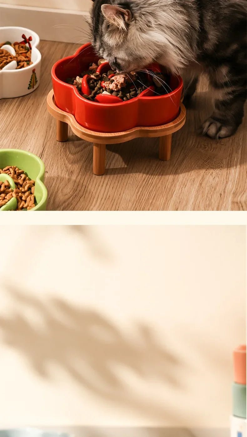 Colorful flower - shaped slow feeder bowls that turn every meal into a fun, healthy eating ritual for dogs and cats. - Luxempirez