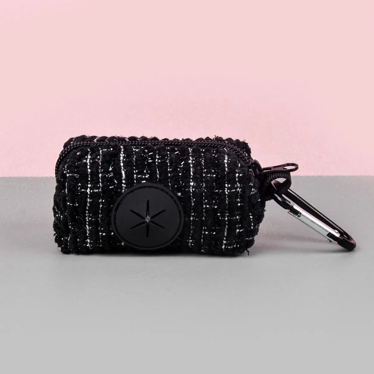 Dress up every walk with this chic poop bag holder, a stylish little accessory that clips effortlessly onto any leash or handbag. - Luxempirez