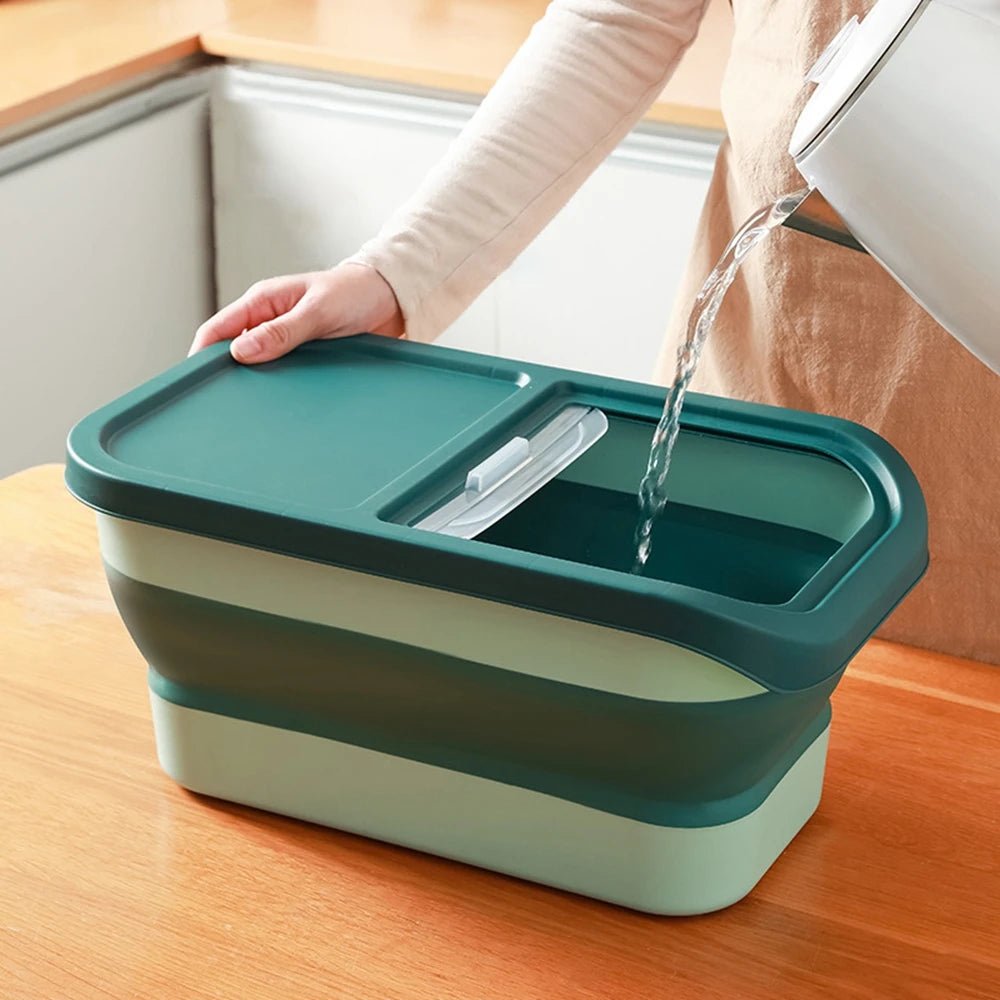 Keep your pet’s food fresh, organized, and easy to access with this 13/33 LB Collapsible Pet Food Storage Container. Designed for both cats and dogs, it offers an airtight seal and space‑saving design for modern kitchens. - Luxempirez