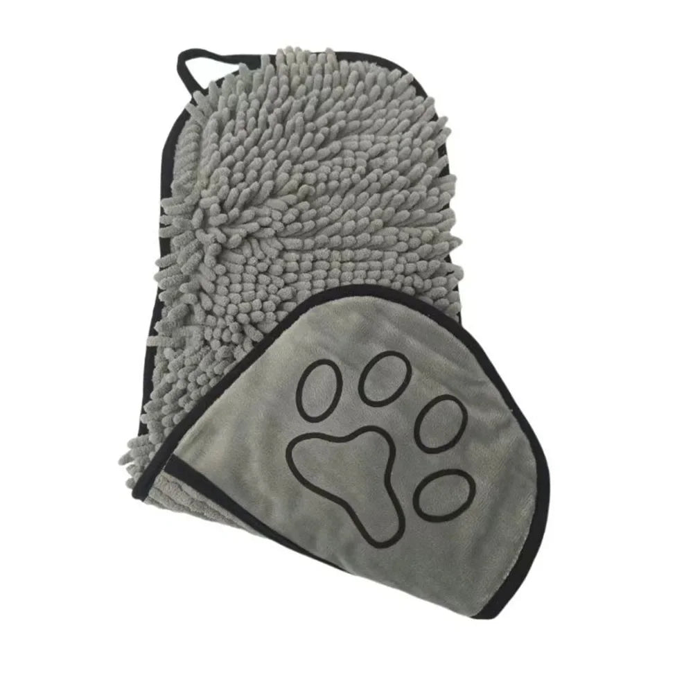 Super Absorbent Pet Bath Towel is a quick‑drying microfiber bathrobe towel that keeps dogs and cats warm, dry and comfortable after baths, swimming or rainy walks. - Luxempirez