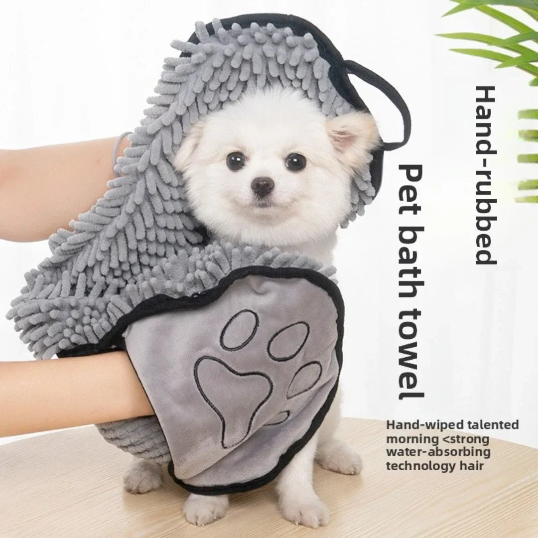 Super Absorbent Pet Bath Towel is a quick‑drying microfiber bathrobe towel that keeps dogs and cats warm, dry and comfortable after baths, swimming or rainy walks. - Luxempirez
