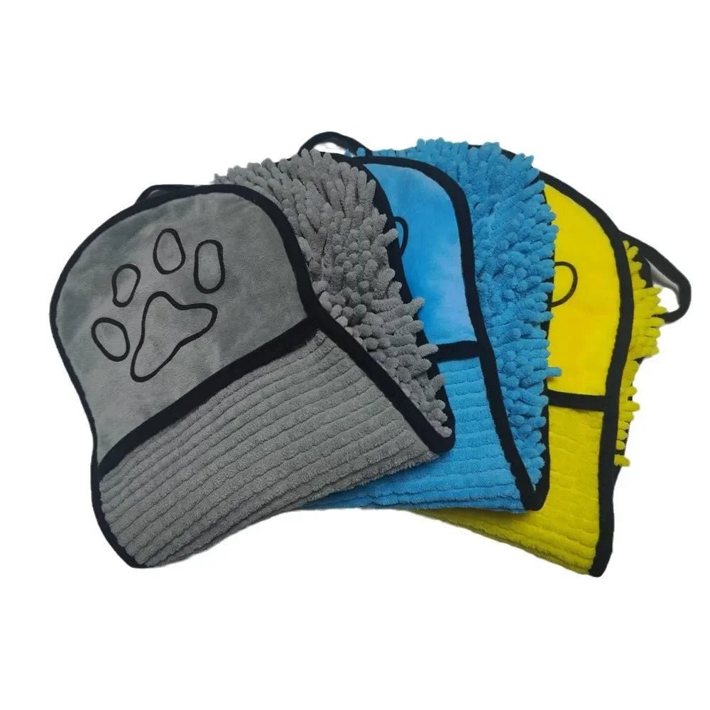 Super Absorbent Pet Bath Towel is a quick‑drying microfiber bathrobe towel that keeps dogs and cats warm, dry and comfortable after baths, swimming or rainy walks. - Luxempirez