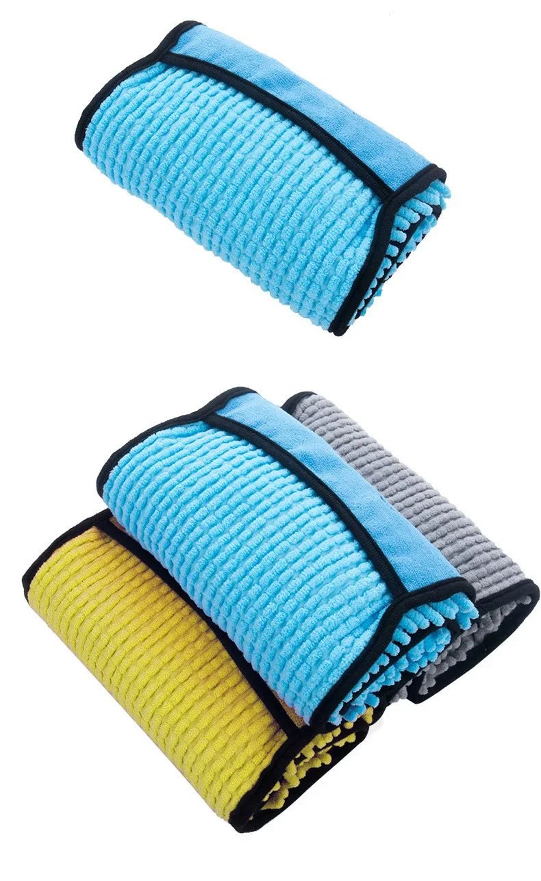 Super Absorbent Pet Bath Towel is a quick‑drying microfiber bathrobe towel that keeps dogs and cats warm, dry and comfortable after baths, swimming or rainy walks. - Luxempirez